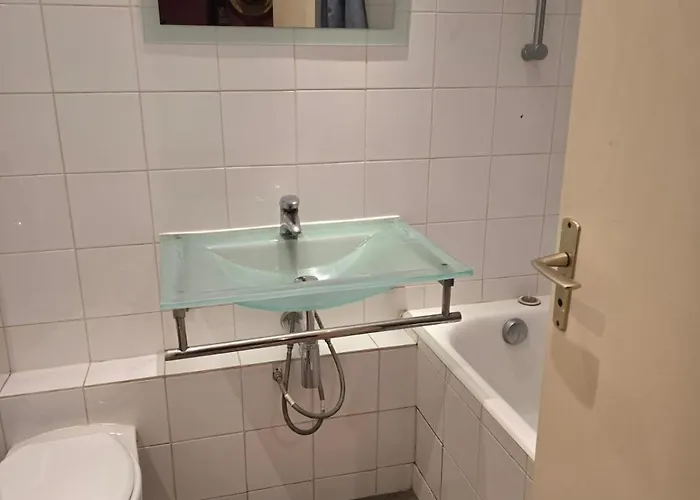 Cosy Close Eiffel Tower Apartment