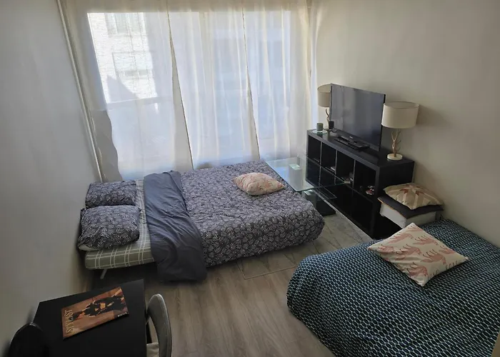 Cosy Close Eiffel Tower דירה פריז