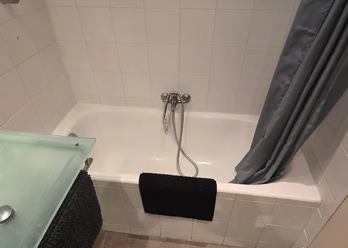Cosy Close Eiffel Tower דירה *