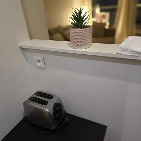 Cosy Close Eiffel Tower Apartment Paris